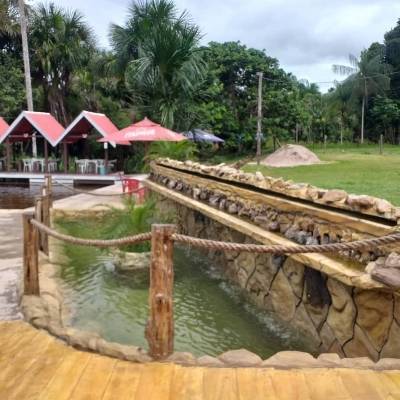 Entrada adulto R$10,00, criança de 05 a 12 anos R$ 5,00. Soom ao vivo com banda local R$ 20,00, banda  nacional R$ 30,00.
Aceitamos cartões de crédito, débito e pix.
Proibido entrada de comidas e bebidas.